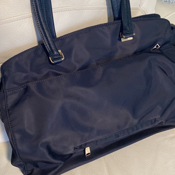 Miztique Nylon Elegant Black Tote computer Travel Bag - Picture 4 of 15